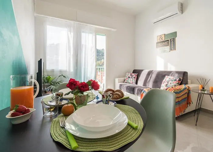 Casa Acqua Marina - 1 Min From The Sea, Wi-Fi & Air Conditioning, Sea View Balcony